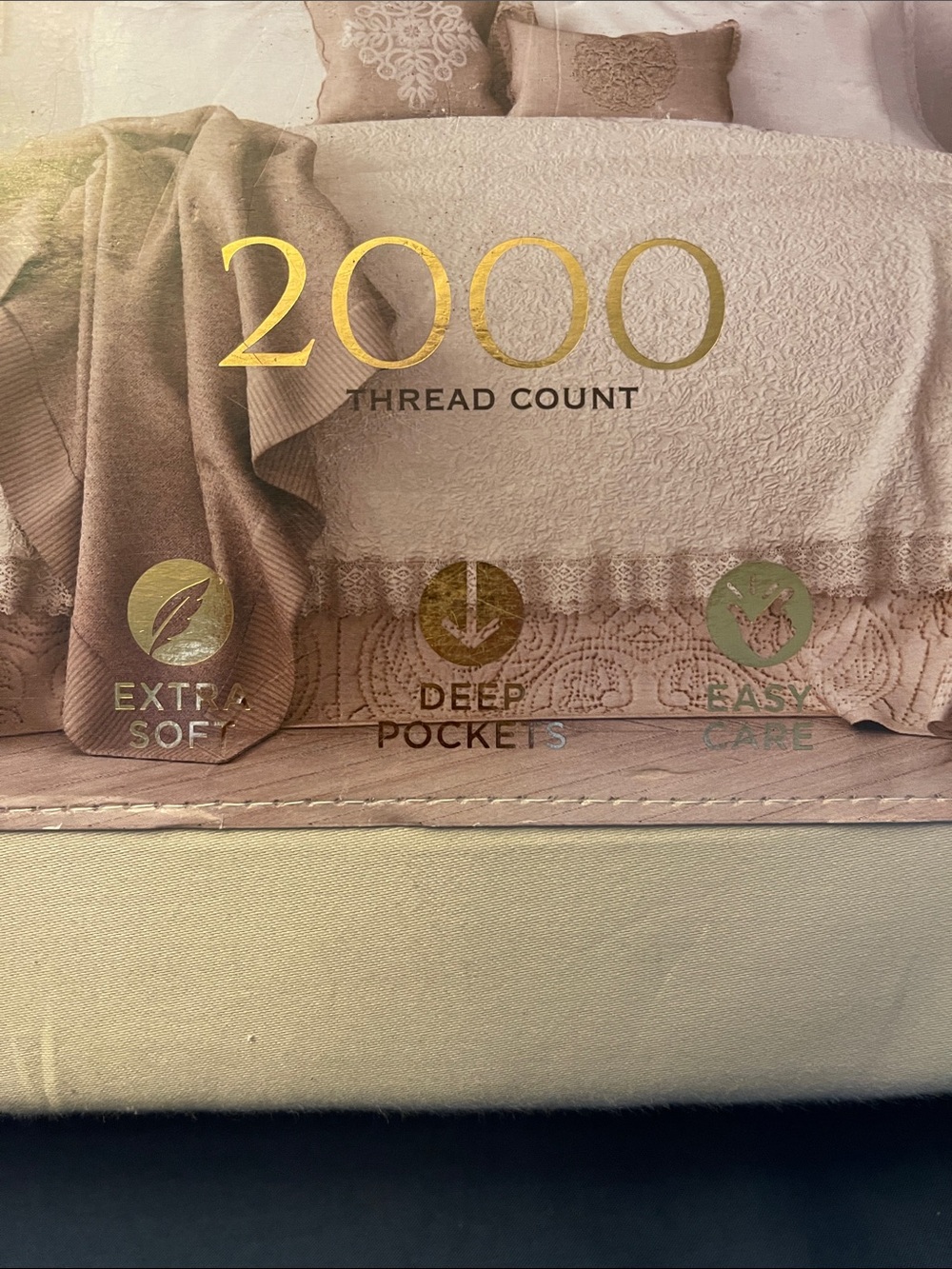 Palace Collection - 2000 Thread Count Queen Sheet Set - Soft Neutral Color - Picture 3 of 6